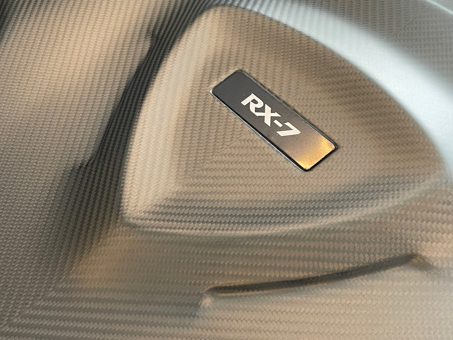 FD3S RX7 (1993-2002) Carbon Fiber Tonneau Cover