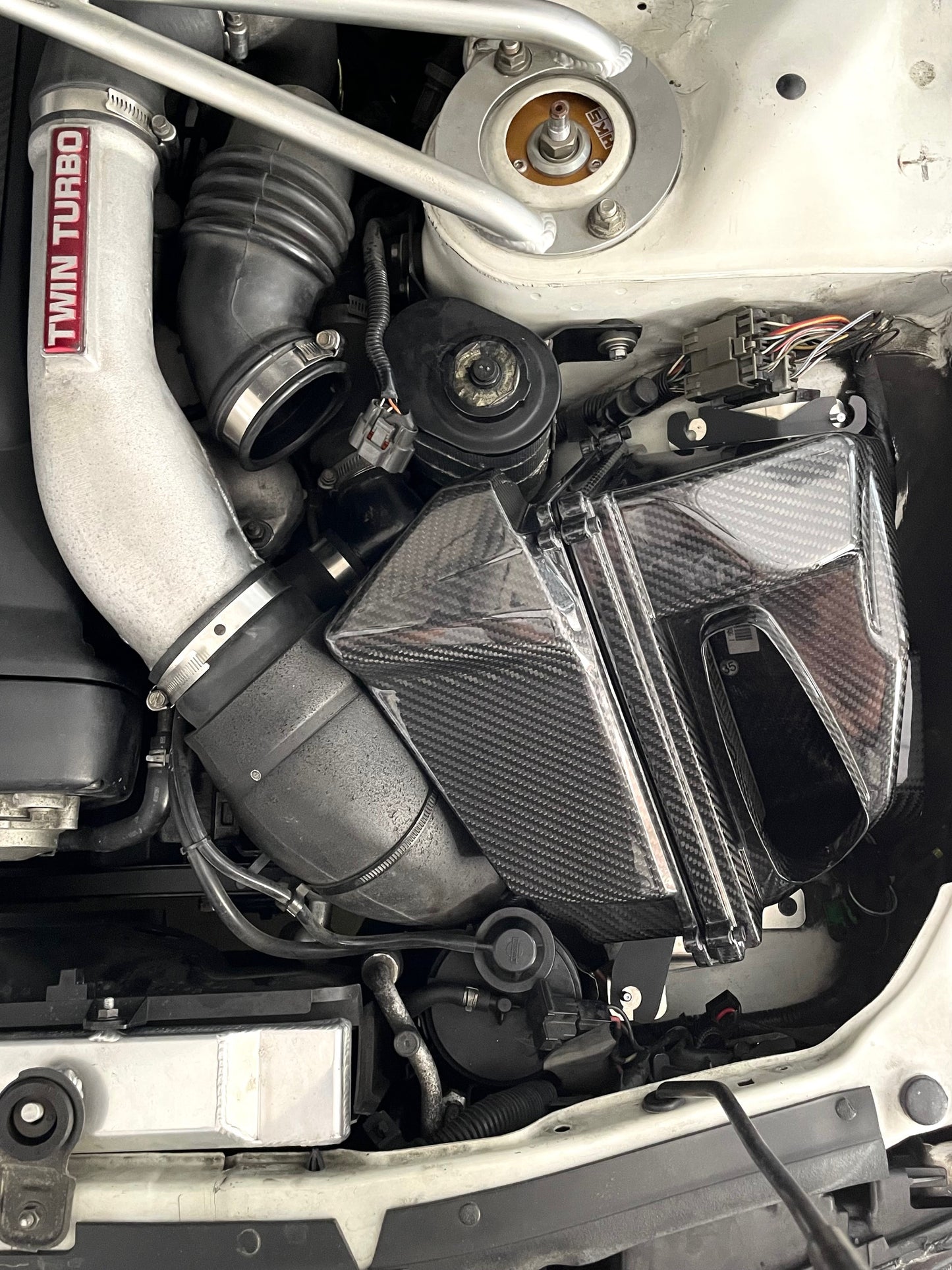 RB26 Dry Carbon Airbox - R32 R33 R34 GTR *PRE ORDER*